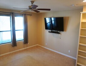 1445 Ozark Ave in McAllen, TX - Building Photo - Building Photo