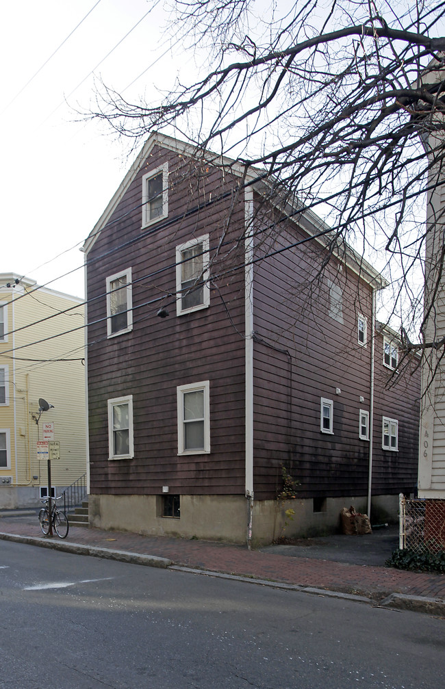 400 Franklin St in Cambridge, MA - Building Photo - Building Photo