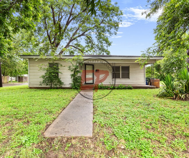 property at 600 Faulkner Ln