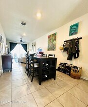 551 Big Tree Wy in Orange Park, FL - Building Photo - Building Photo
