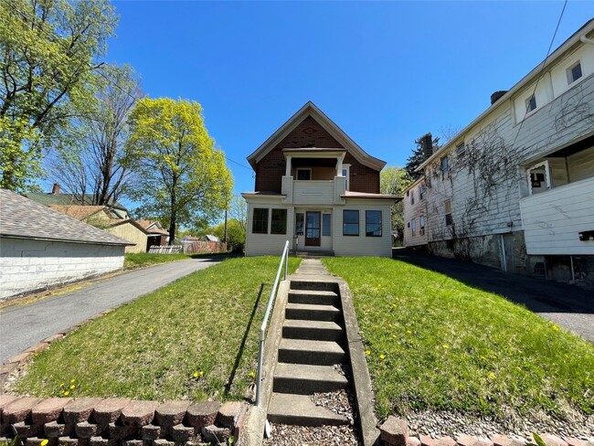 property at 71 S Washington St