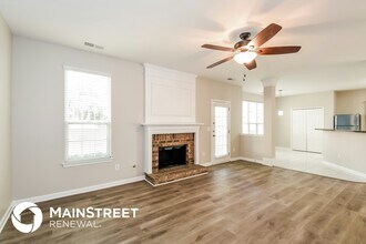 549 Cascade Hills Ct SW in Atlanta, GA - Building Photo - Building Photo