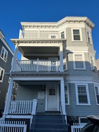 7 Sumner Park, Unit 3