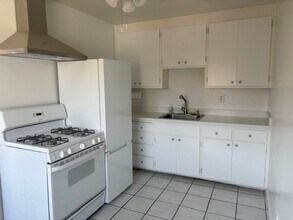 1736 Stuart St, Unit Apt C in Berkeley, CA - Building Photo - Building Photo