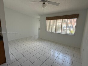 6720 NW 166th Terrace in Hialeah, FL - Building Photo - Building Photo