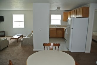 211 Tompkins St in Cortland, NY - Building Photo - Building Photo