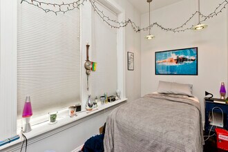 1037 S Racine Ave, Unit 1 in Chicago, IL - Building Photo - Building Photo
