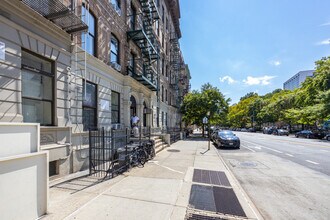 614-616 St Nicholas Ave in New York, NY - Building Photo - Building Photo