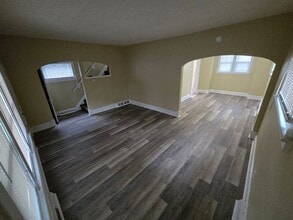 315 Stanley Ct in Toledo, OH - Building Photo - Building Photo
