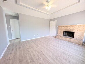 6108 37th St in Lubbock, TX - Building Photo - Building Photo