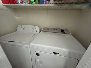 606 Brent Rd in Raleigh, NC - Building Photo - Building Photo