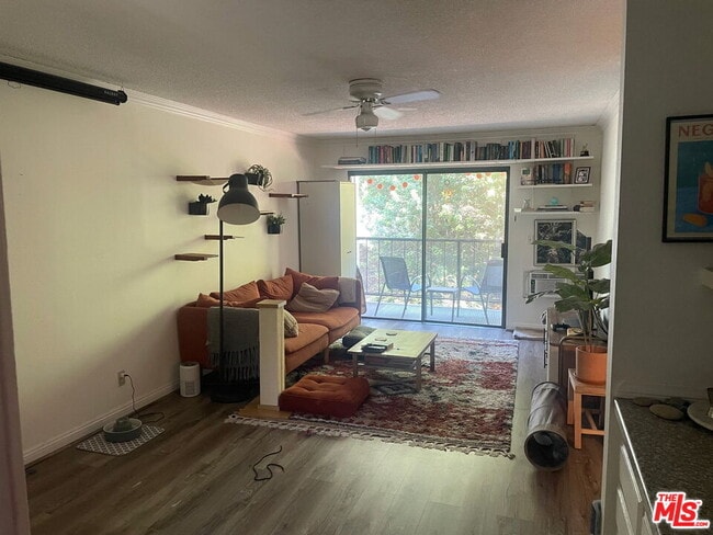 property at 5036 Echo St