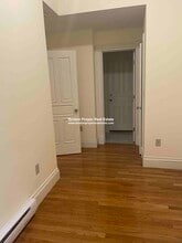 195 Commonwealth Ave, Unit 1 in Boston, MA - Foto de edificio - Building Photo