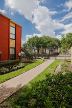 Casa Del Sol Apartments in Houston, TX - Building Photo - Building Photo