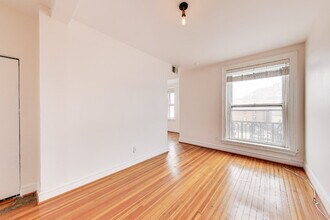 3060 16th St NW in Washington, DC - Building Photo - Building Photo