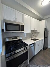 77 Park Dr in Boston, MA - Foto de edificio - Building Photo