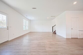 1001 Laguna Cv Dr in Katy, TX - Building Photo - Building Photo