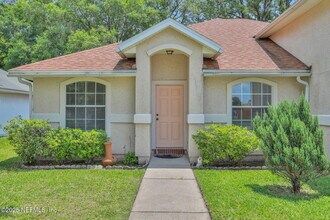 1143 Summer Springs Drive in Middleburg, FL - Building Photo - Building Photo