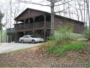 176 Nelon Ln in Mill Spring, NC - Building Photo