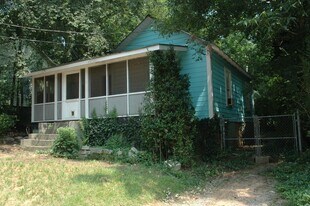 140 Easy St in Athens, GA - Building Photo