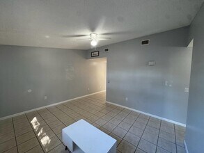 8350 Afton Ln in Port Richey, FL - Building Photo - Building Photo