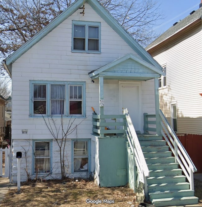 2233 S 18th St, Unit 2233 in Milwaukee, WI - Building Photo - Building Photo