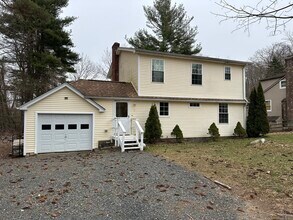 7 W Street Extension in Andover, CT - Building Photo - Building Photo