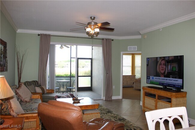 10240 Heritage Bay Blvd in Naples, FL - Building Photo - Building Photo