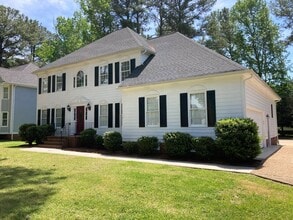 119 Old Brickhouse Ln in Colonial Heights, VA - Building Photo - Building Photo
