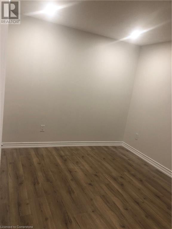 5568 Freshwater Dr in Mississauga, ON - Building Photo - Building Photo