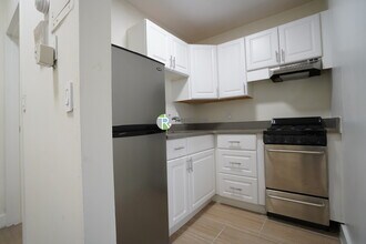 550 Massachusetts Ave in Boston, MA - Building Photo - Building Photo