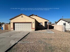 3102 E Roeser Rd in Phoenix, AZ - Building Photo