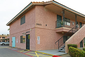 Pecos-Stewart Apartments in Las Vegas, NV - Building Photo - Building Photo