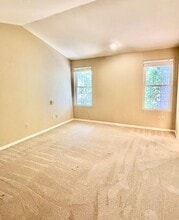8511 137th Ave NE in Redmond, WA - Building Photo - Building Photo