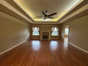 1036 N Palm St in Visalia, CA - Building Photo - Building Photo