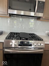 1050 Valentine Ln in Carmel, IN - Building Photo - Building Photo