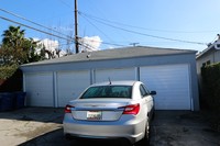 1813 W Victory Blvd in Burbank, CA - Building Photo - Building Photo