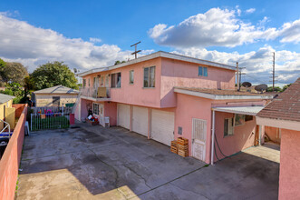 9616 San Juan Ave in South Gate, CA - Building Photo - Building Photo