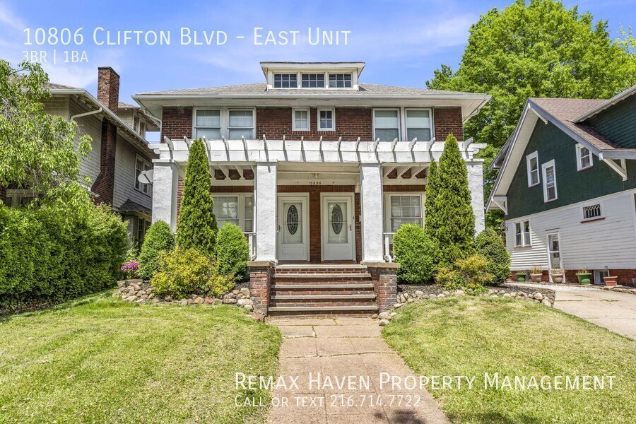 10806 Clifton Blvd in Cleveland, OH - Building Photo