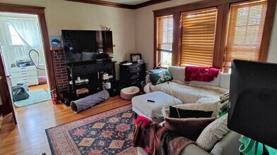 125 Slade St in Belmont, MA - Building Photo - Building Photo