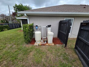 7815 103rd Ct in Vero Beach, FL - Foto de edificio - Building Photo