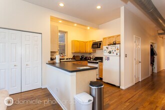 1817 W Armitage Ave in Chicago, IL - Building Photo - Building Photo