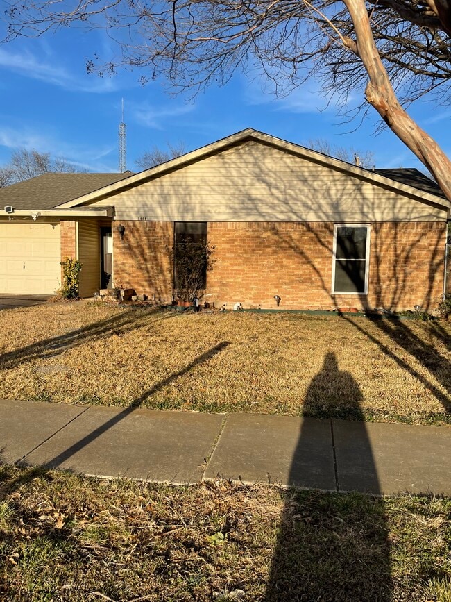 1408 Bluffview Dr in Hutchins, TX - Building Photo - Building Photo