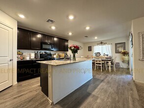 6948 S Victor Dr in Tucson, AZ - Building Photo - Building Photo