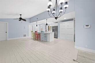 3937 Arelia Dr in Delray Beach, FL - Foto de edificio - Building Photo