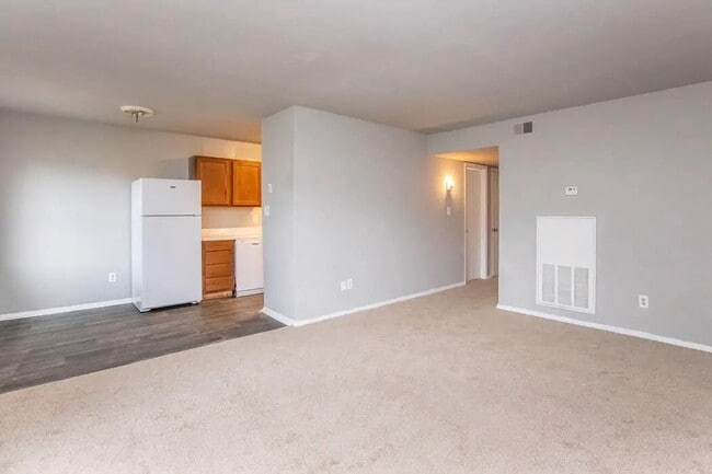 6110 Cricklewood Dr in Richmond, VA - Building Photo - Building Photo