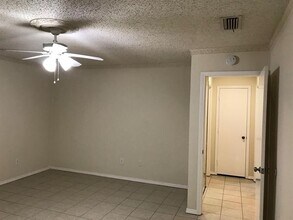 2805 Parkhaven Dr in Plano, TX - Building Photo - Building Photo