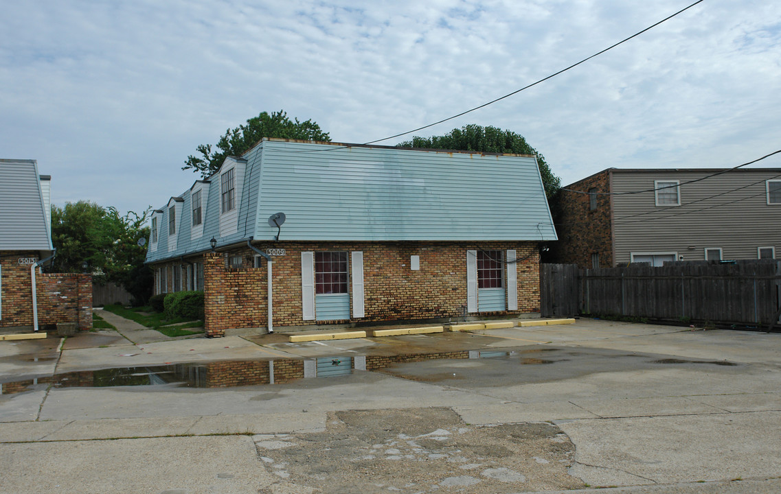 5009 Yale St in Metairie, LA - Building Photo