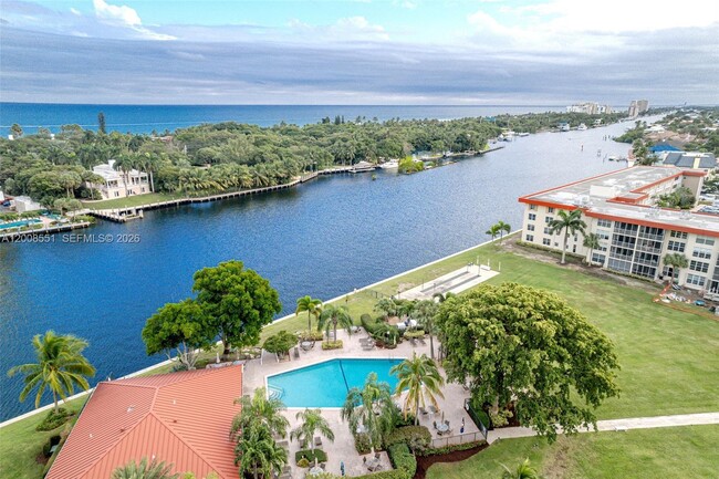3050 NE 48th Ct in Lighthouse Point, FL - Building Photo - Building Photo