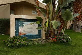 Catalina Isle in Palm Desert, CA - Building Photo - Building Photo